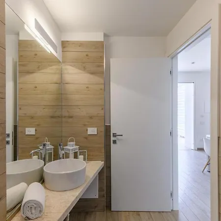 Stunning Capo Falcone Charming For 4 People B4p Bilo4 Premium *